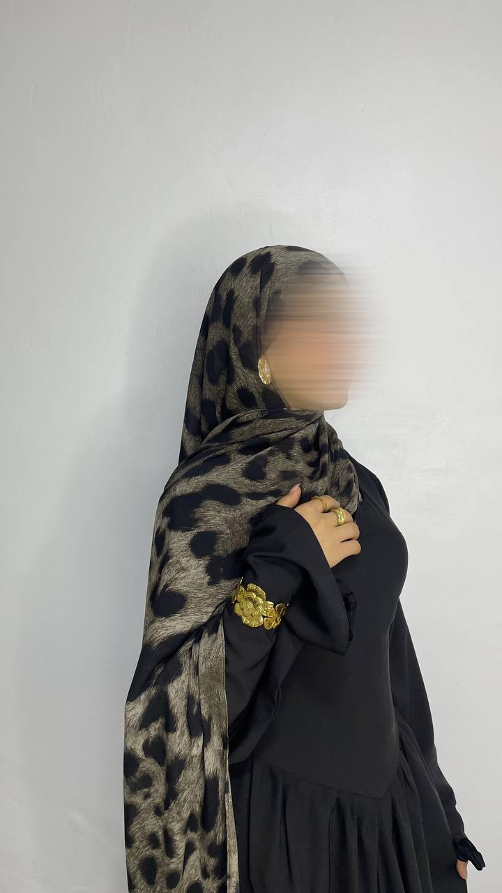 ROBE REEN